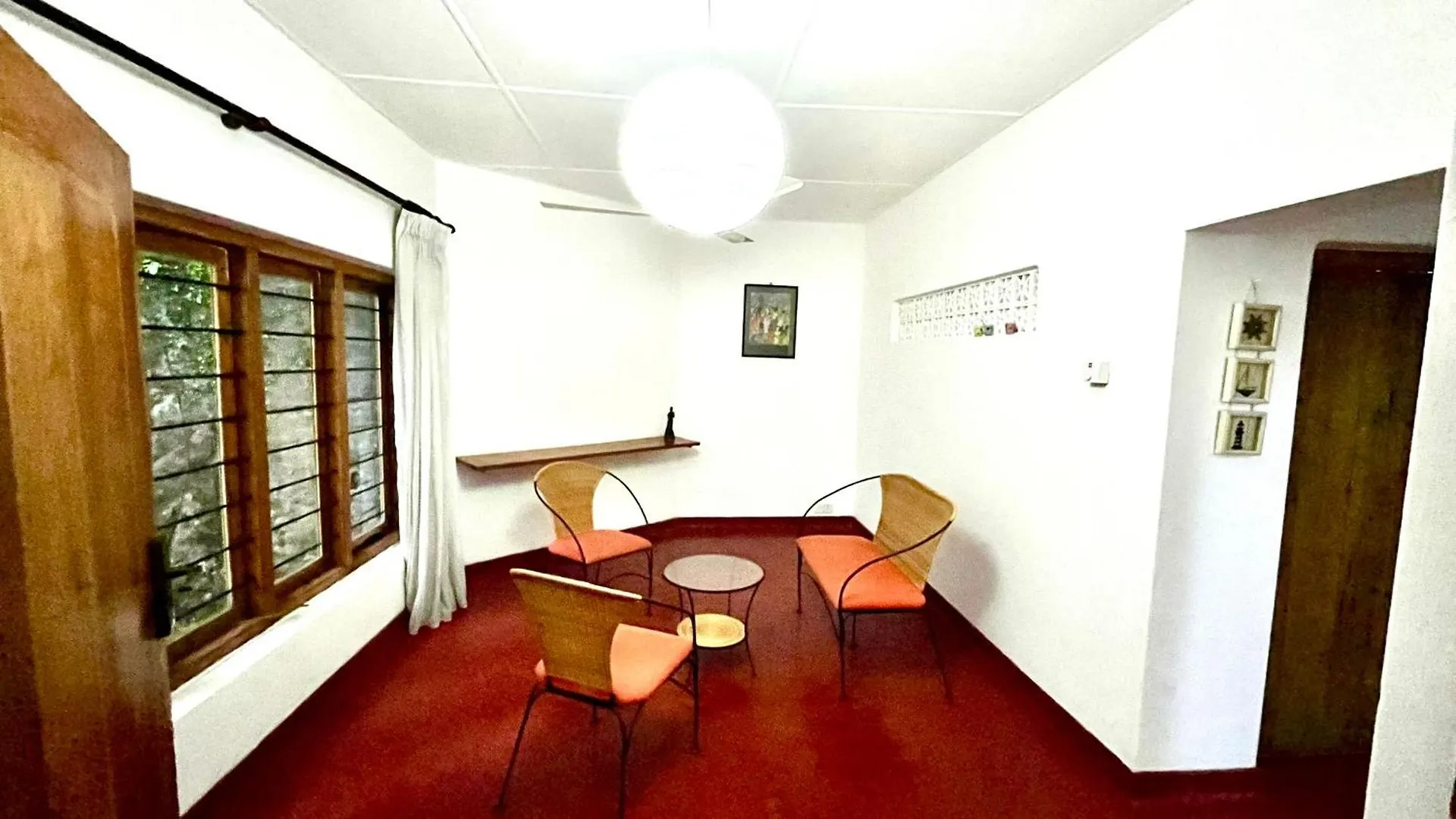 Pearl House Hotel Kandy 2*,